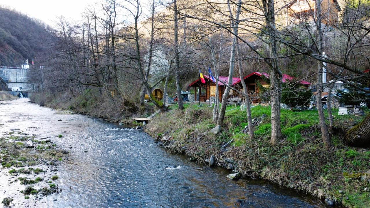 Eden Natural Resort - Transalpina Capalna Exterior foto